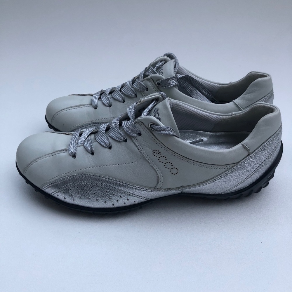 ecco leather sneakers